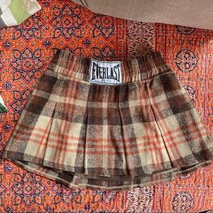 Plaid mini skirt